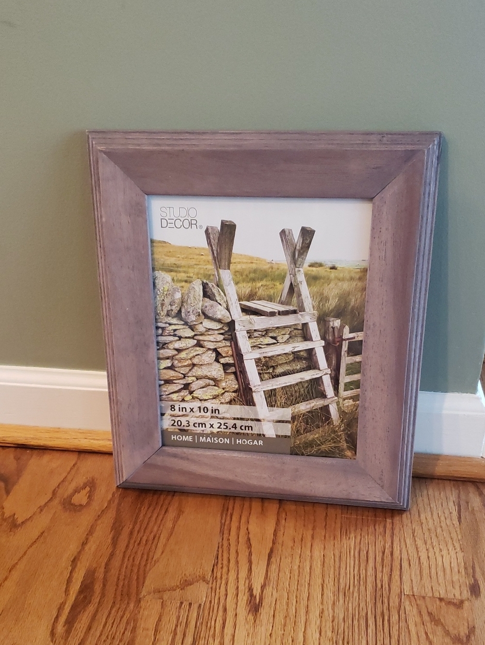 NWT Studio Decor Rustic Greige Picture Wall Frame - Holds 8x10